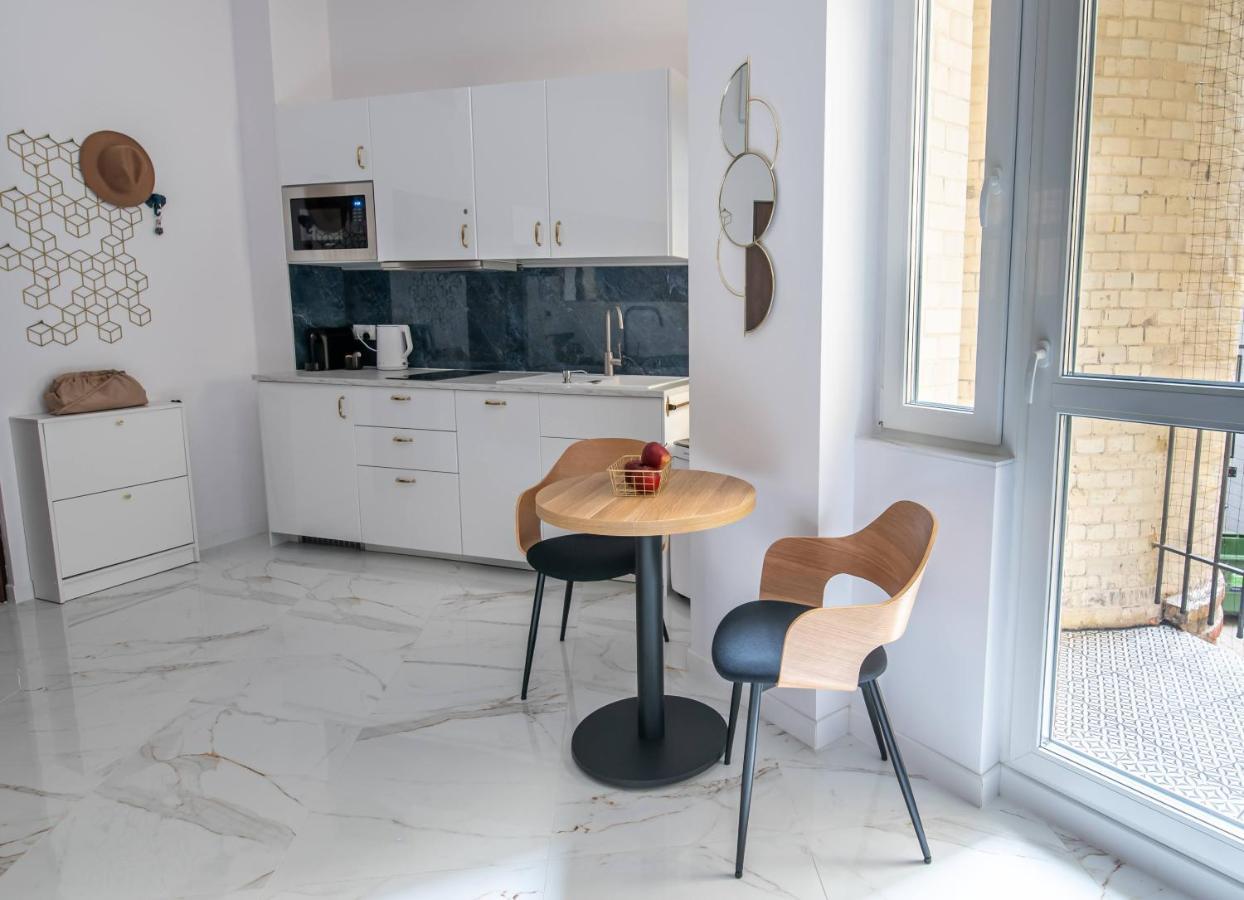 Apartment Yeti & Wilka W Centrum Chorzowa - Yeti *